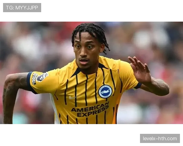 英超冬季转会大战：多队激烈争抢新星，市场活力显著提升